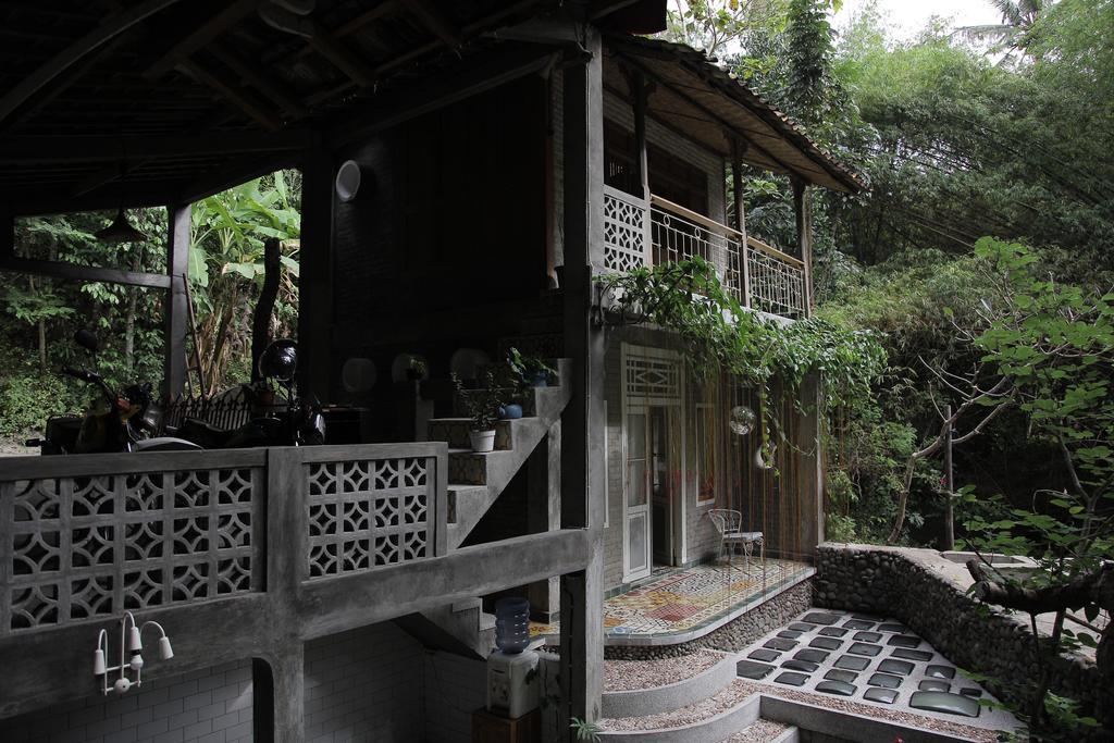 באנטול Rumah Senjakala מראה חיצוני תמונה