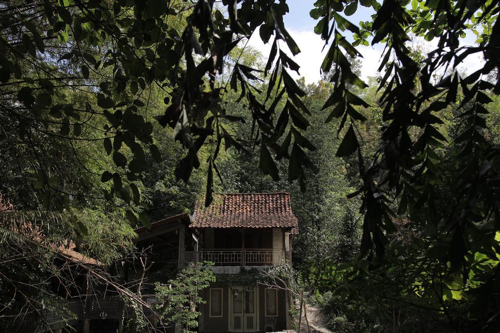 באנטול Rumah Senjakala מראה חיצוני תמונה